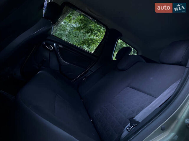 Зеленый Рено Дастер, объемом двигателя 1.46 л и пробегом 188 тыс. км за 11500 $, фото 15 на Automoto.ua