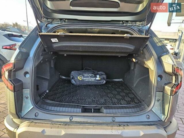 Зеленый Рено Дастер, объемом двигателя 1.46 л и пробегом 1 тыс. км за 26097 $, фото 10 на Automoto.ua