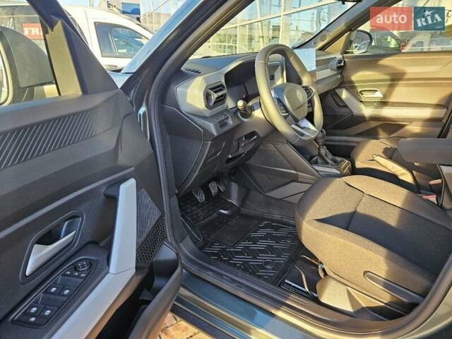 Зеленый Рено Дастер, объемом двигателя 1.46 л и пробегом 1 тыс. км за 26097 $, фото 22 на Automoto.ua