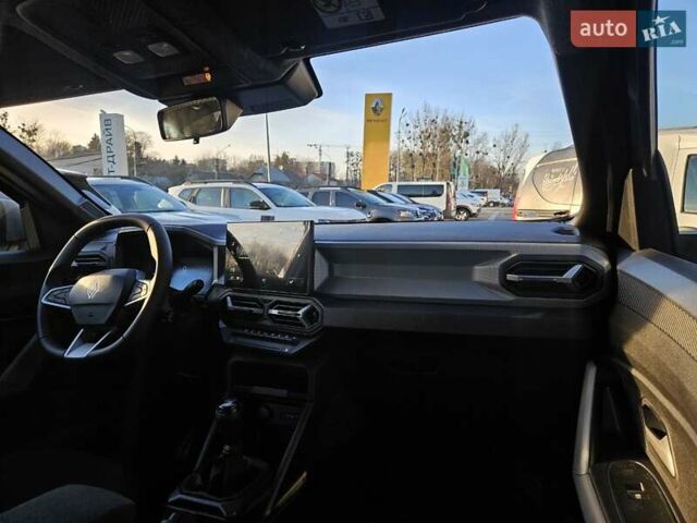 Зеленый Рено Дастер, объемом двигателя 1.46 л и пробегом 1 тыс. км за 26097 $, фото 12 на Automoto.ua