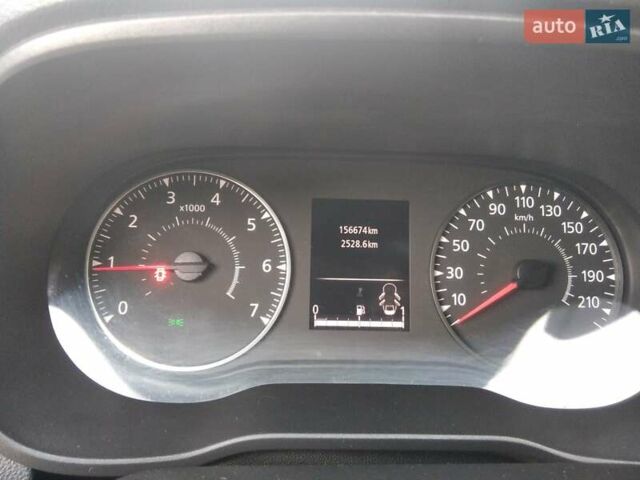 Оранжевый Рено Дастер, объемом двигателя 1.5 л и пробегом 160 тыс. км за 15400 $, фото 3 на Automoto.ua