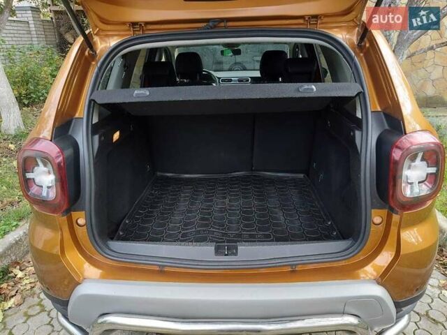 Помаранчевий Рено Дастер, об'ємом двигуна 1.5 л та пробігом 113 тис. км за 17000 $, фото 10 на Automoto.ua