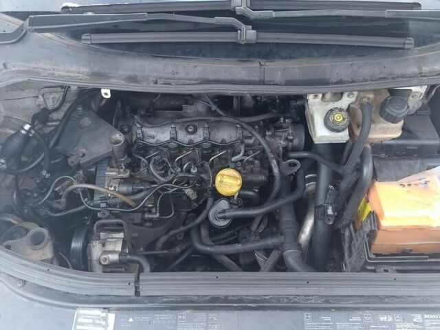 Белый Рено Эспейс, объемом двигателя 1.9 л и пробегом 307 тыс. км за 3700 $, фото 6 на Automoto.ua