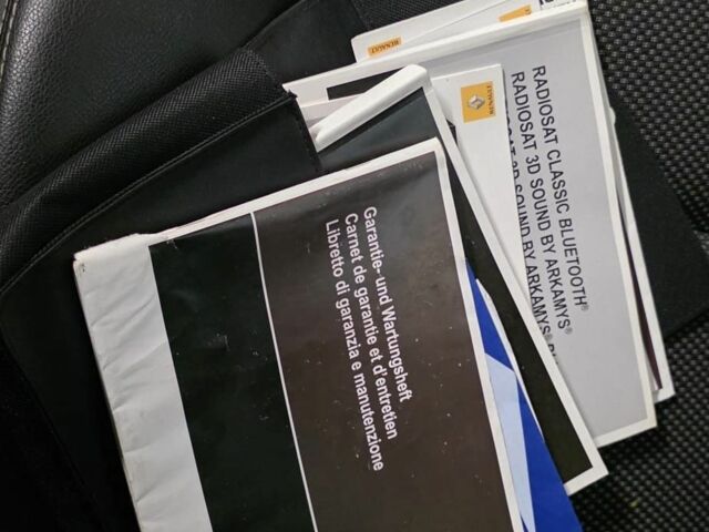 Білий Рено Еспейс, об'ємом двигуна 2 л та пробігом 260 тис. км за 8550 $, фото 17 на Automoto.ua