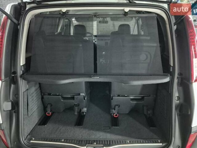 Білий Рено Еспейс, об'ємом двигуна 2 л та пробігом 210 тис. км за 8650 $, фото 23 на Automoto.ua