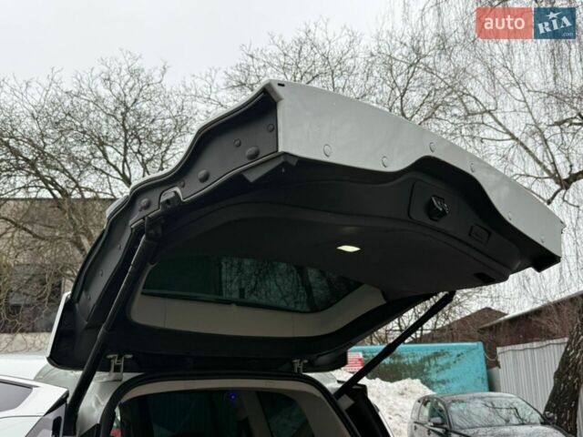 Білий Рено Еспейс, об'ємом двигуна 1.6 л та пробігом 237 тис. км за 15600 $, фото 20 на Automoto.ua