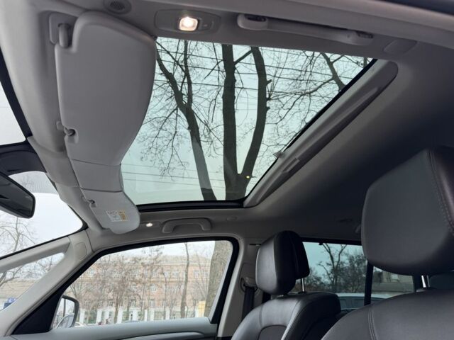 Белый Рено Эспейс, объемом двигателя 1.6 л и пробегом 145 тыс. км за 16500 $, фото 21 на Automoto.ua