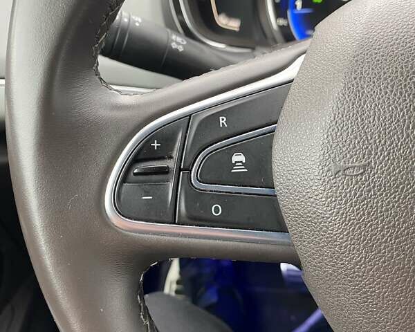 Белый Рено Эспейс, объемом двигателя 1.6 л и пробегом 190 тыс. км за 15500 $, фото 16 на Automoto.ua