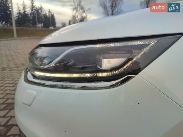 Білий Рено Еспейс, об'ємом двигуна 1.6 л та пробігом 268 тис. км за 15999 $, фото 10 на Automoto.ua