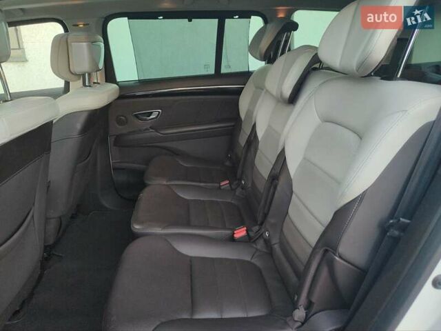 Білий Рено Еспейс, об'ємом двигуна 0 л та пробігом 210 тис. км за 14999 $, фото 19 на Automoto.ua