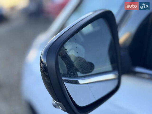 Білий Рено Еспейс, об'ємом двигуна 1.6 л та пробігом 250 тис. км за 16300 $, фото 6 на Automoto.ua