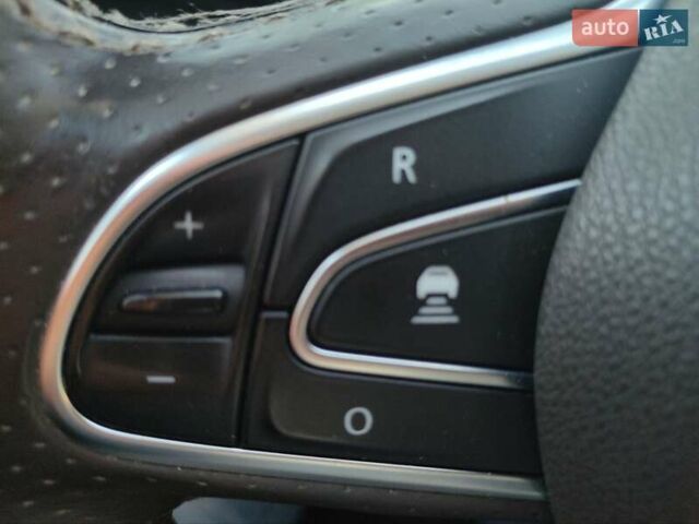 Білий Рено Еспейс, об'ємом двигуна 0 л та пробігом 210 тис. км за 14999 $, фото 43 на Automoto.ua