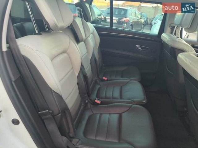 Білий Рено Еспейс, об'ємом двигуна 0 л та пробігом 210 тис. км за 14999 $, фото 15 на Automoto.ua