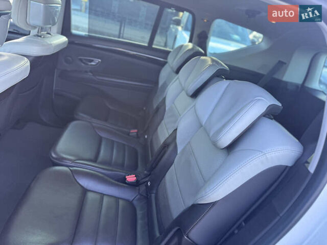 Білий Рено Еспейс, об'ємом двигуна 1.6 л та пробігом 250 тис. км за 16300 $, фото 42 на Automoto.ua