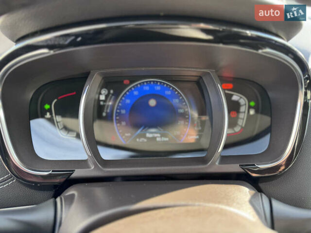 Рено Эспейс 2016 в Ивано-Франковске на Automoto.ua Белый Рено Эспейс, объемом двигателя 1.6 л и пробегом 250 тыс. км за 15950 $, фото 34 на Automoto.ua