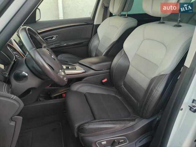 Білий Рено Еспейс, об'ємом двигуна 0 л та пробігом 210 тис. км за 14999 $, фото 21 на Automoto.ua