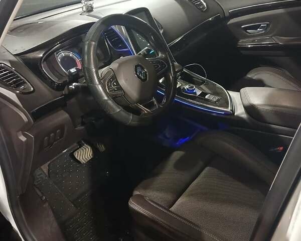 Білий Рено Еспейс, об'ємом двигуна 1.6 л та пробігом 250 тис. км за 15200 $, фото 3 на Automoto.ua