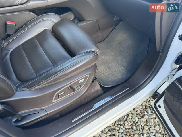 Білий Рено Еспейс, об'ємом двигуна 1.6 л та пробігом 250 тис. км за 16300 $, фото 55 на Automoto.ua