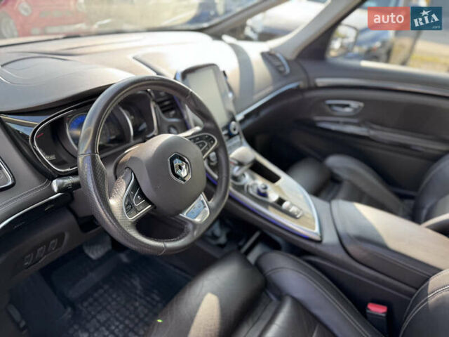 Рено Эспейс 2016 в Ивано-Франковске на Automoto.ua Белый Рено Эспейс, объемом двигателя 1.6 л и пробегом 250 тыс. км за 15950 $, фото 30 на Automoto.ua
