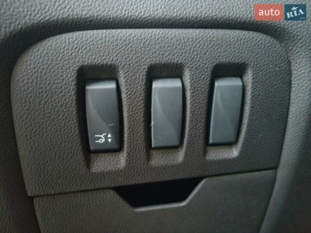 Білий Рено Еспейс, об'ємом двигуна 0 л та пробігом 210 тис. км за 14999 $, фото 48 на Automoto.ua