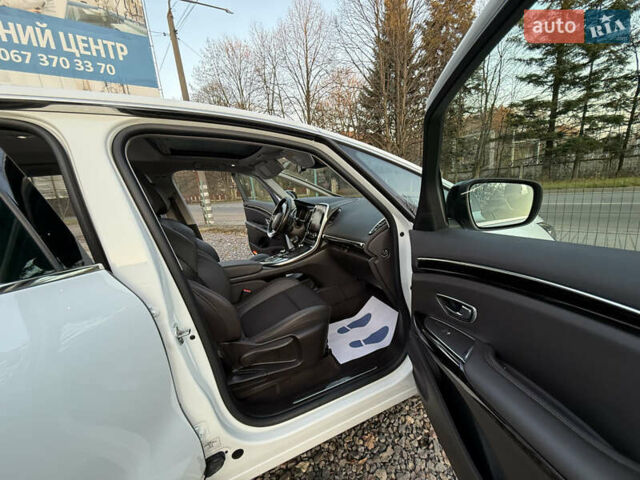 Белый Рено Эспейс, объемом двигателя 1.6 л и пробегом 154 тыс. км за 16999 $, фото 36 на Automoto.ua