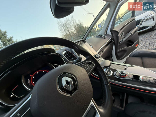 Белый Рено Эспейс, объемом двигателя 1.6 л и пробегом 154 тыс. км за 16999 $, фото 42 на Automoto.ua