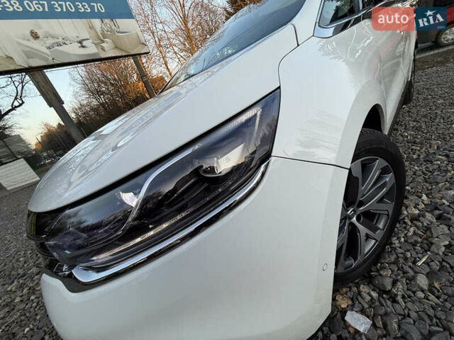 Белый Рено Эспейс, объемом двигателя 1.6 л и пробегом 154 тыс. км за 16999 $, фото 81 на Automoto.ua