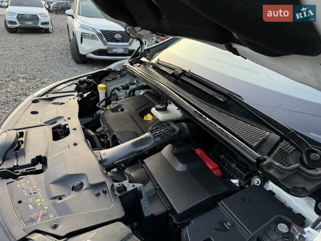 Белый Рено Эспейс, объемом двигателя 1.6 л и пробегом 154 тыс. км за 16999 $, фото 52 на Automoto.ua