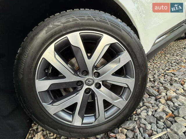 Белый Рено Эспейс, объемом двигателя 1.6 л и пробегом 154 тыс. км за 16999 $, фото 65 на Automoto.ua