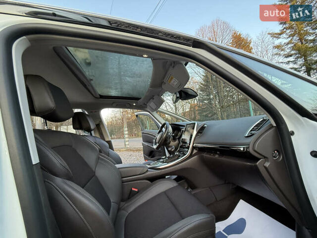 Белый Рено Эспейс, объемом двигателя 1.6 л и пробегом 154 тыс. км за 16999 $, фото 21 на Automoto.ua