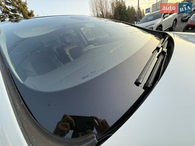 Белый Рено Эспейс, объемом двигателя 1.6 л и пробегом 154 тыс. км за 16999 $, фото 62 на Automoto.ua