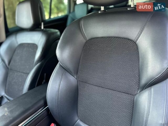Білий Рено Еспейс, об'ємом двигуна 2 л та пробігом 228 тис. км за 23800 $, фото 49 на Automoto.ua