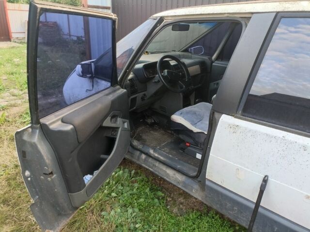 Белый Рено Эспейс, объемом двигателя 0 л и пробегом 240 тыс. км за 450 $, фото 2 на Automoto.ua