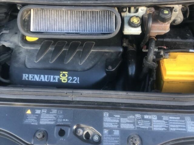 Бежевый Рено Эспейс, объемом двигателя 2.2 л и пробегом 325 тыс. км за 3900 $, фото 1 на Automoto.ua