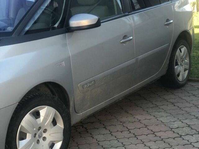 Бежевый Рено Эспейс, объемом двигателя 2.2 л и пробегом 325 тыс. км за 3900 $, фото 3 на Automoto.ua