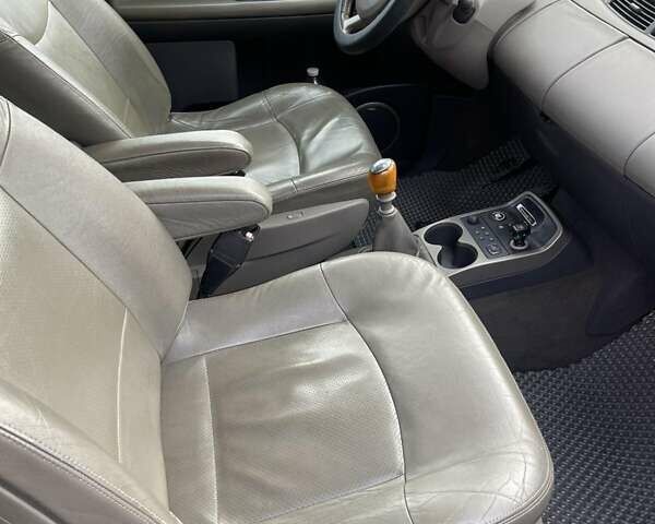 Бежевый Рено Эспейс, объемом двигателя 2 л и пробегом 158 тыс. км за 6500 $, фото 8 на Automoto.ua