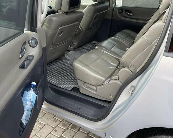 Бежевый Рено Эспейс, объемом двигателя 2 л и пробегом 158 тыс. км за 6500 $, фото 11 на Automoto.ua