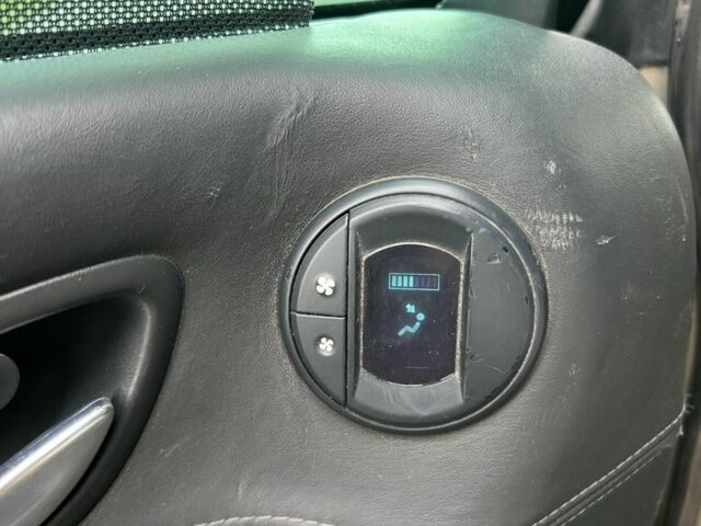 Бежевый Рено Эспейс, объемом двигателя 2.2 л и пробегом 320 тыс. км за 4500 $, фото 22 на Automoto.ua