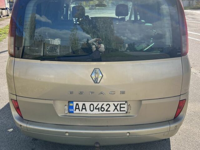 Бежевый Рено Эспейс, объемом двигателя 2.2 л и пробегом 320 тыс. км за 4500 $, фото 5 на Automoto.ua