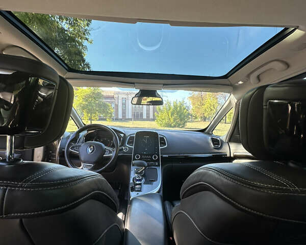 Бежевый Рено Эспейс, объемом двигателя 1.6 л и пробегом 242 тыс. км за 16000 $, фото 6 на Automoto.ua