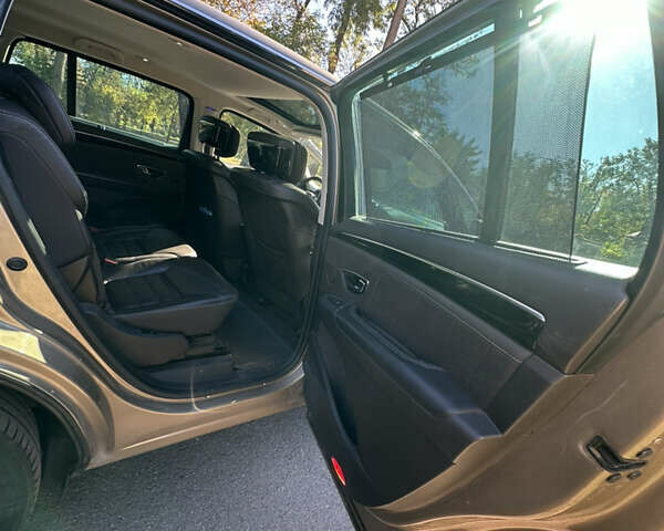 Бежевый Рено Эспейс, объемом двигателя 1.6 л и пробегом 242 тыс. км за 16000 $, фото 10 на Automoto.ua