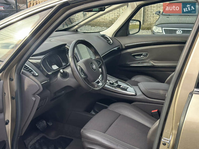 Бежевий Рено Еспейс, об'ємом двигуна 1.6 л та пробігом 211 тис. км за 15900 $, фото 7 на Automoto.ua