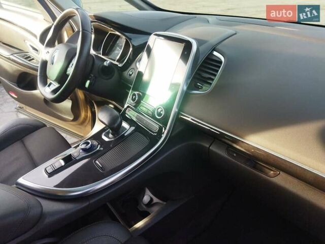 Бежевый Рено Эспейс, объемом двигателя 1.6 л и пробегом 200 тыс. км за 14200 $, фото 63 на Automoto.ua