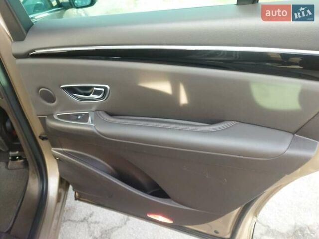 Бежевый Рено Эспейс, объемом двигателя 1.6 л и пробегом 200 тыс. км за 14200 $, фото 59 на Automoto.ua