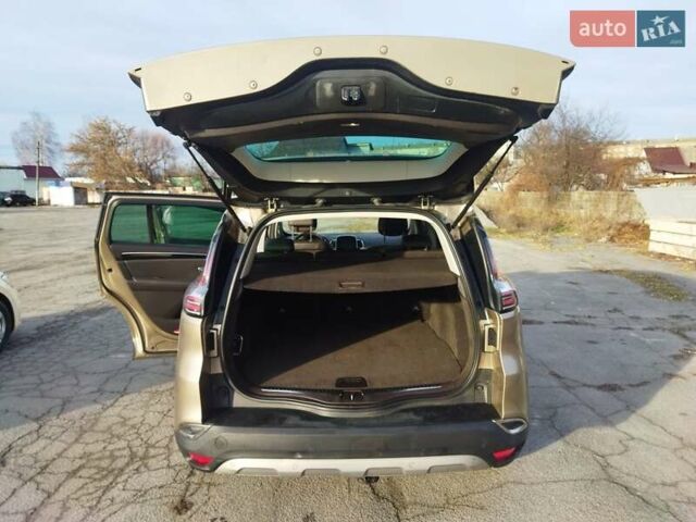 Бежевый Рено Эспейс, объемом двигателя 1.6 л и пробегом 200 тыс. км за 14200 $, фото 10 на Automoto.ua