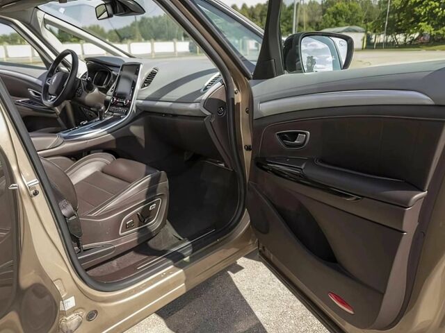 Бежевый Рено Эспейс, объемом двигателя 1.8 л и пробегом 43 тыс. км за 11900 $, фото 9 на Automoto.ua