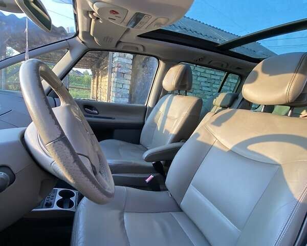 Черный Рено Эспейс, объемом двигателя 2.2 л и пробегом 220 тыс. км за 4000 $, фото 13 на Automoto.ua