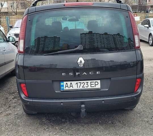 Черный Рено Эспейс, объемом двигателя 2 л и пробегом 330 тыс. км за 7600 $, фото 1 на Automoto.ua