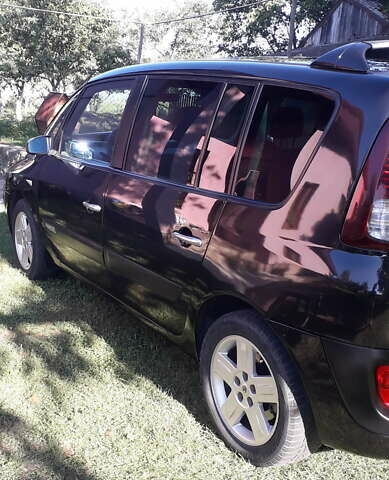 Черный Рено Эспейс, объемом двигателя 2 л и пробегом 238 тыс. км за 6600 $, фото 8 на Automoto.ua