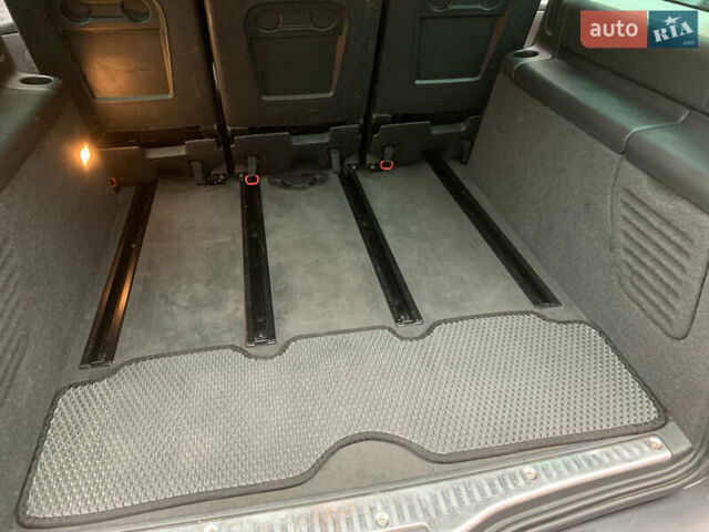 Черный Рено Эспейс, объемом двигателя 2.2 л и пробегом 335 тыс. км за 7300 $, фото 13 на Automoto.ua